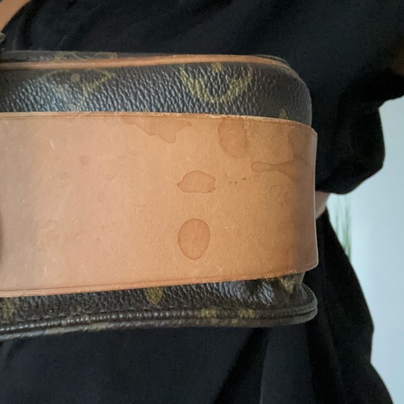 Louis Vuitton Monogram Cartouchiere 22 - Picture 2 of 10